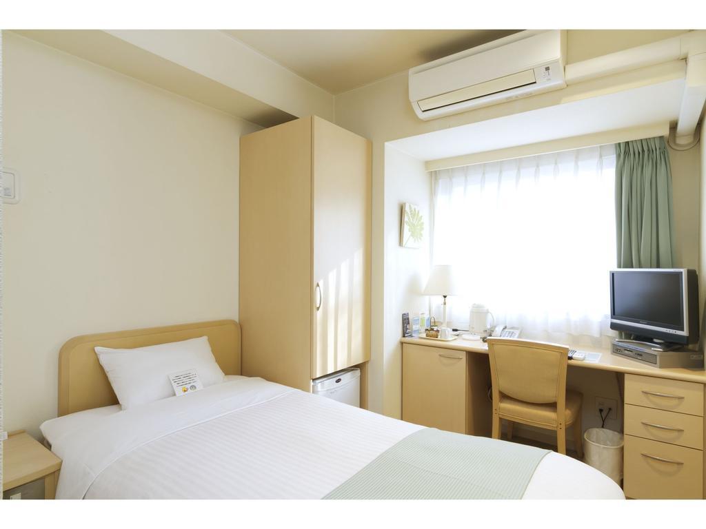 Single Room - Non-Smoking